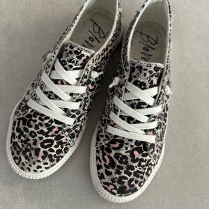 Blowfish Women's Leopard Print Sneakers Women’s 9.5